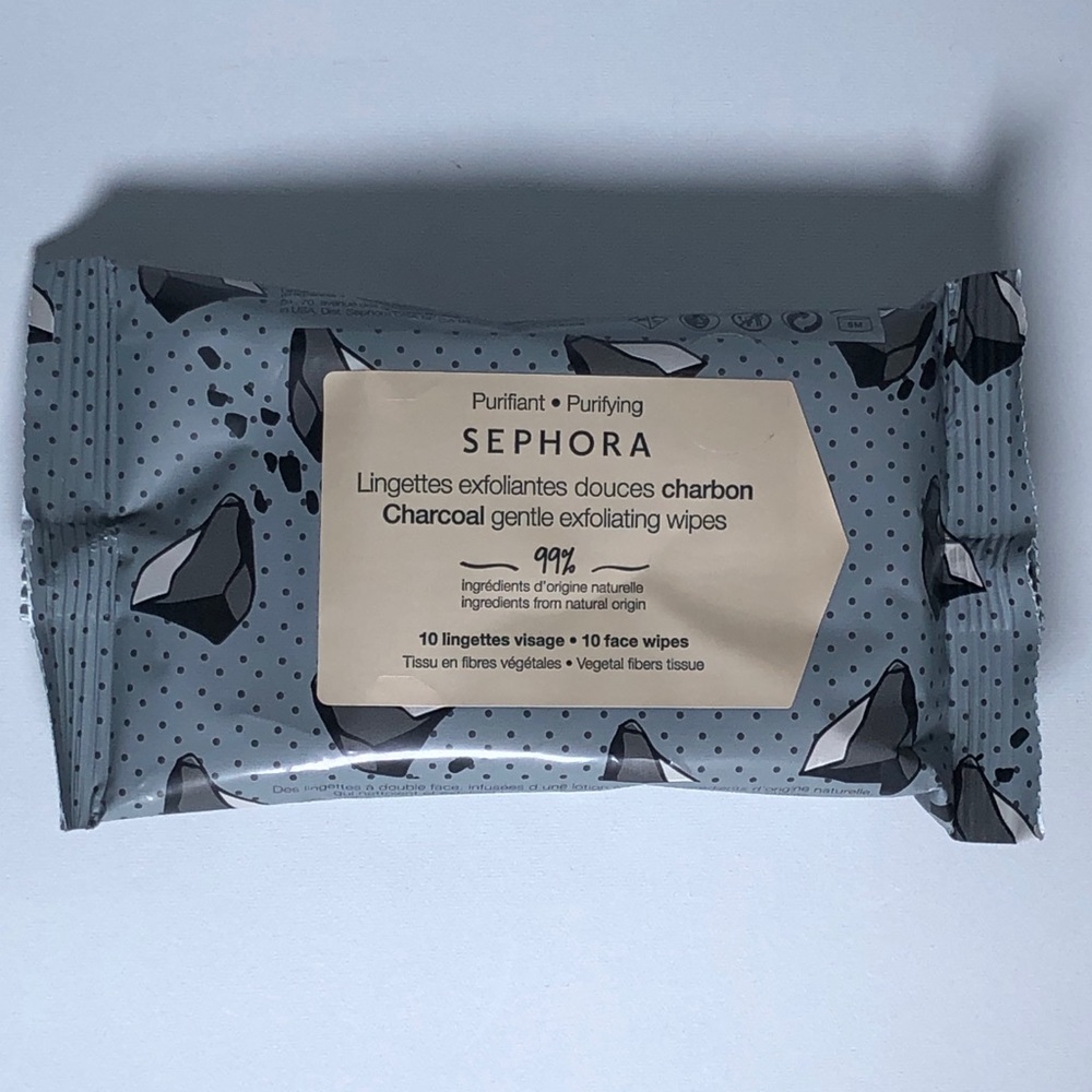 SEPHORA COLLECTION Mini Charcoal Cleansing & Gentle Exfoliating Wipes